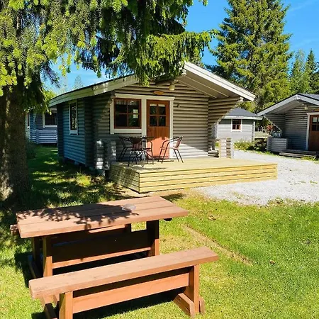 Huhtaniemen Moekkikylae Camping