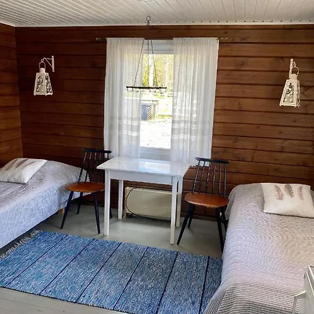 Kemp Huhtaniemen Moekkikylae *