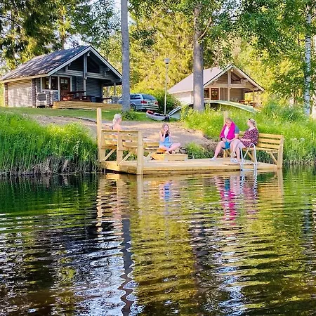 Kemp Huhtaniemen Moekkikylae *