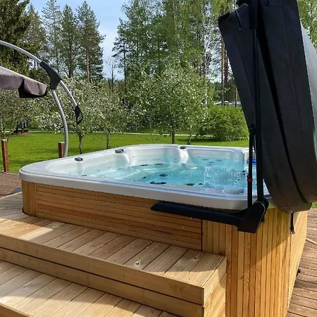 Huhtaniemen Moekkikylae Veteli