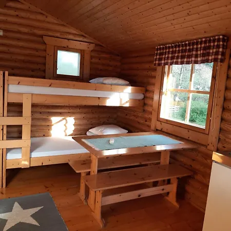 Huhtaniemen Moekkikylae Camping