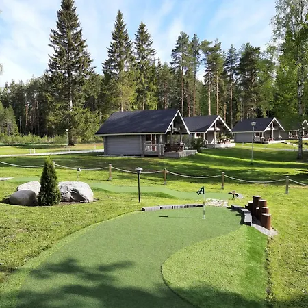 Camping Huhtaniemen Moekkikylae *