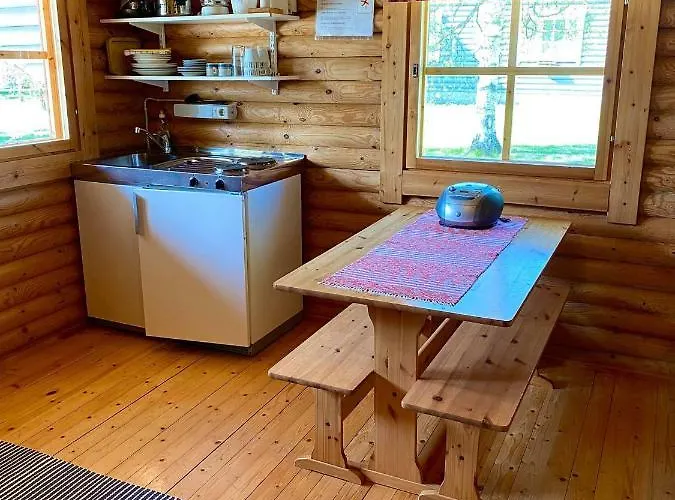 Huhtaniemen Moekkikylae Veteli