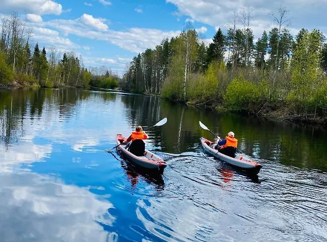 Parque de Campismo Huhtaniemen Moekkikylae *