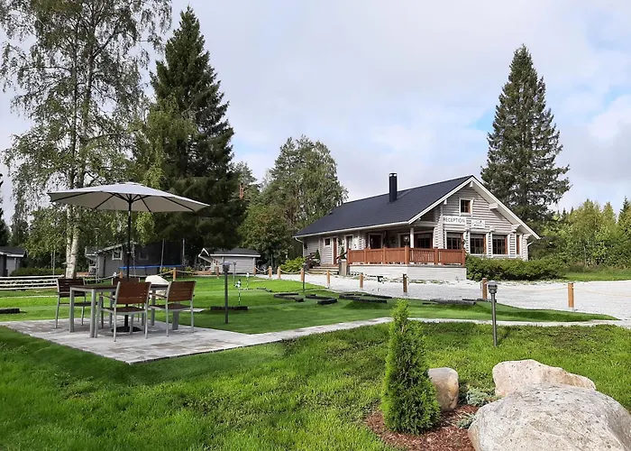 Camping Huhtaniemen Moekkikylae *