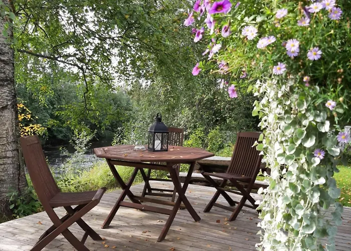 Huhtaniemen Moekkikylae Parque de Campismo Veteli