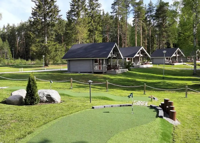 Camping Huhtaniemen Moekkikylae *