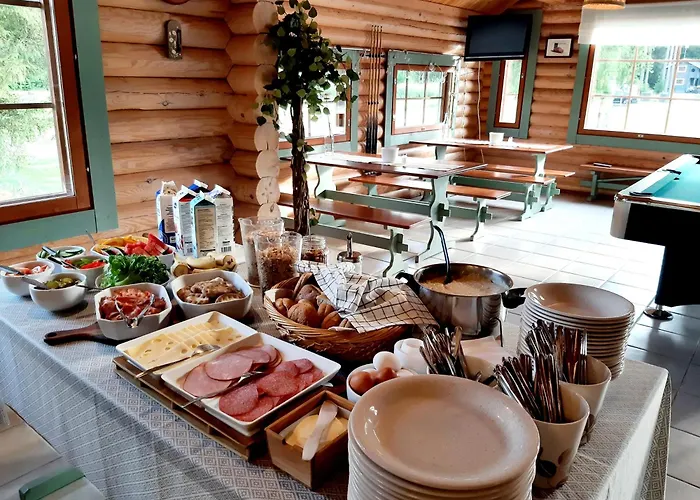 Huhtaniemen Moekkikylae * Veteli